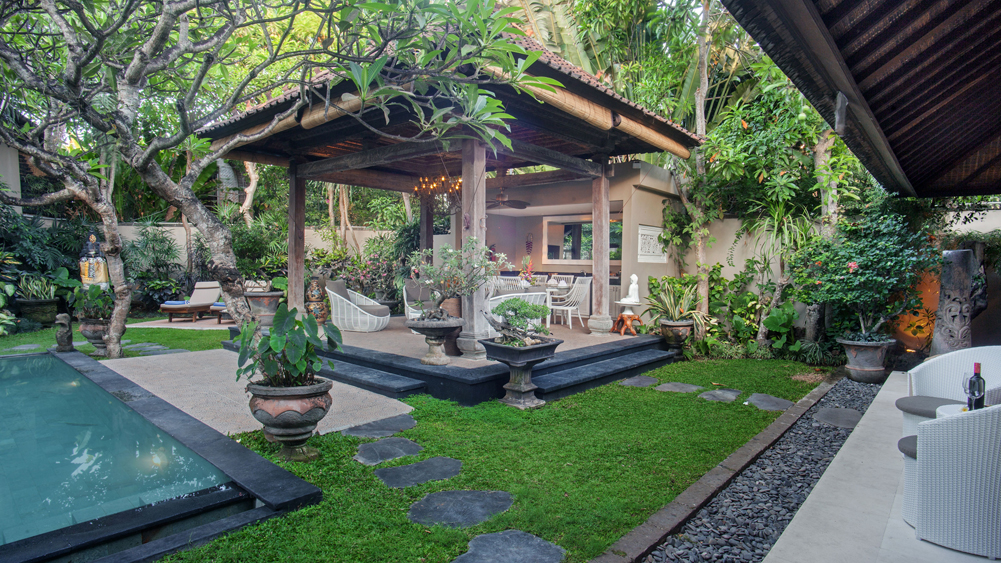 Avalon II - View across garden from guest suites